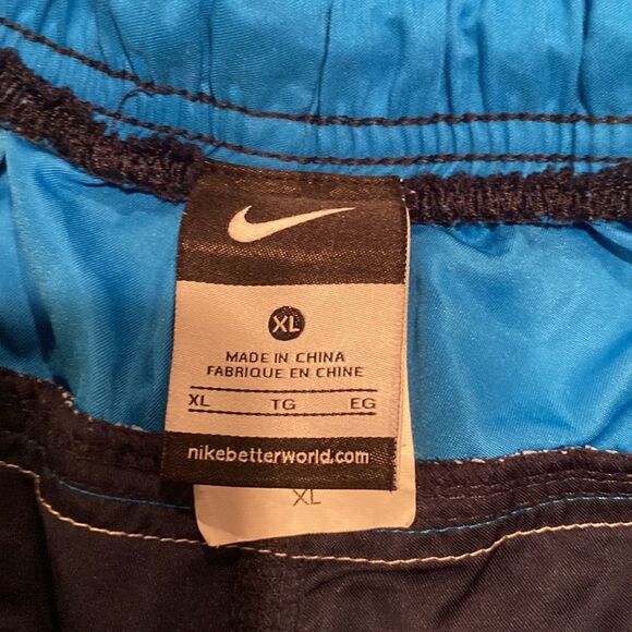 Nike Navy Shorts Size XL - Picture 6 of 8